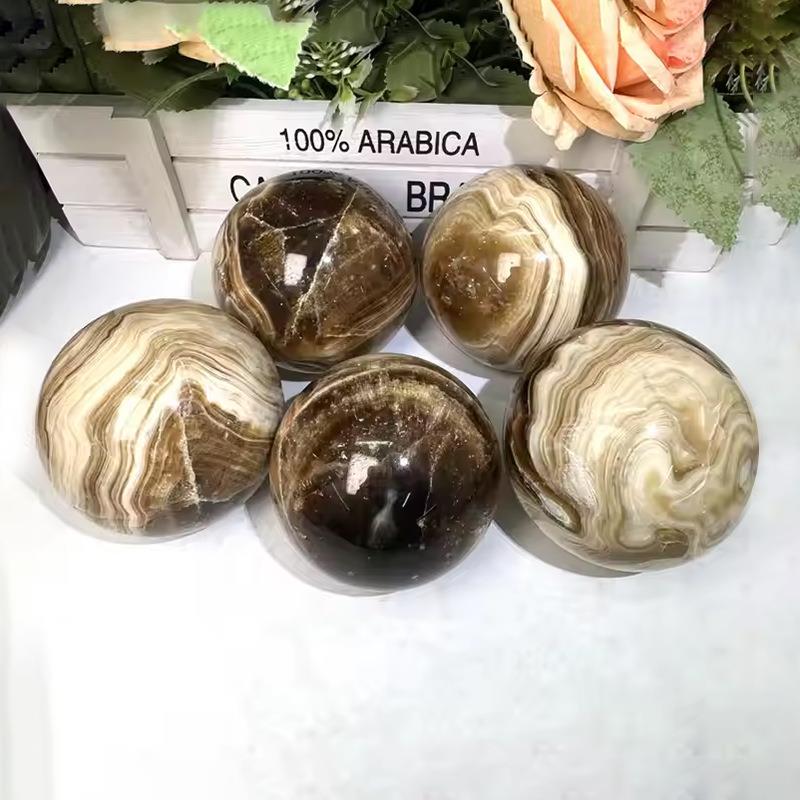直销琥珀球水晶球摆件办公家居玄关风水桌面装饰东海水晶