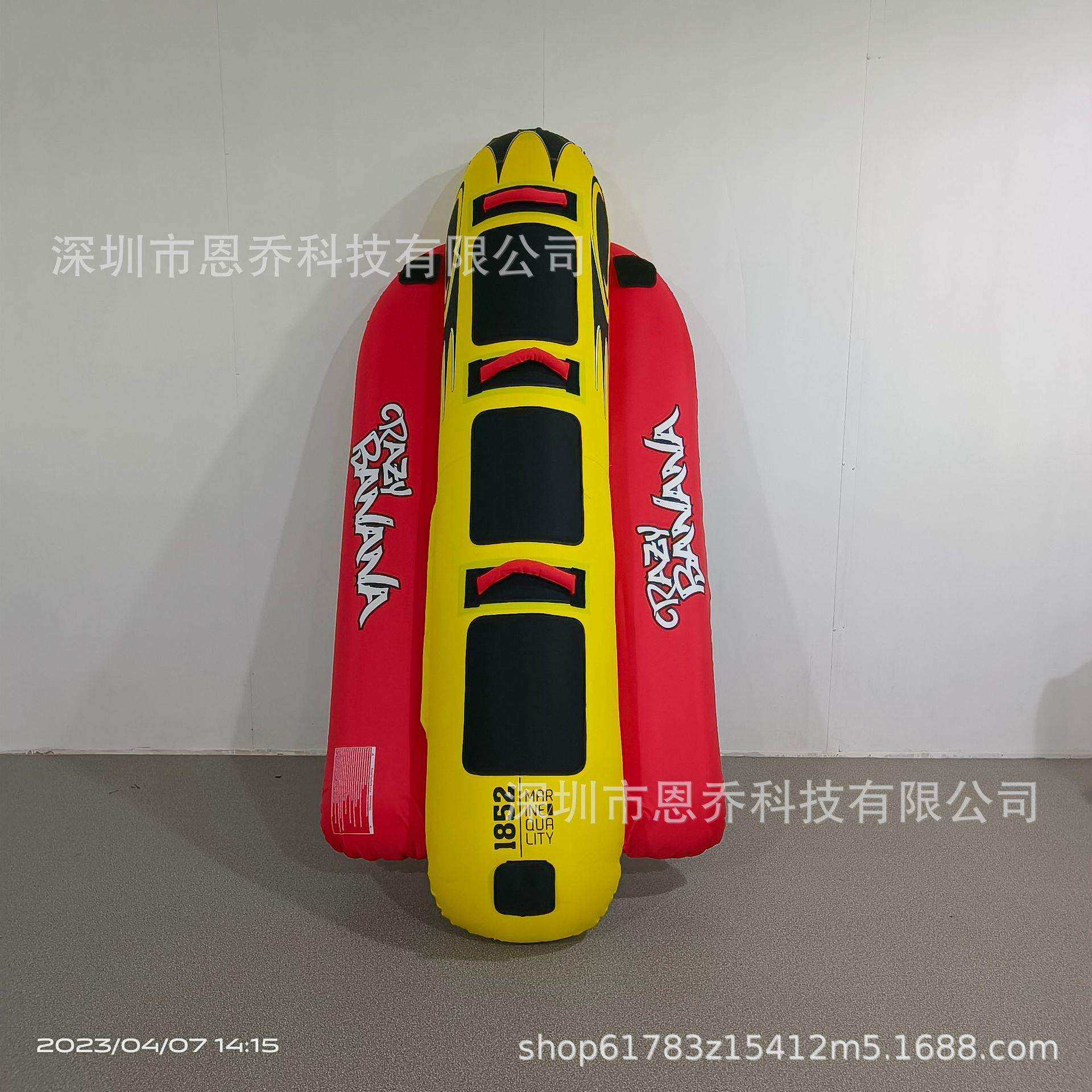 热销充气香蕉船水上充气拖拉圈3人式水上娱乐