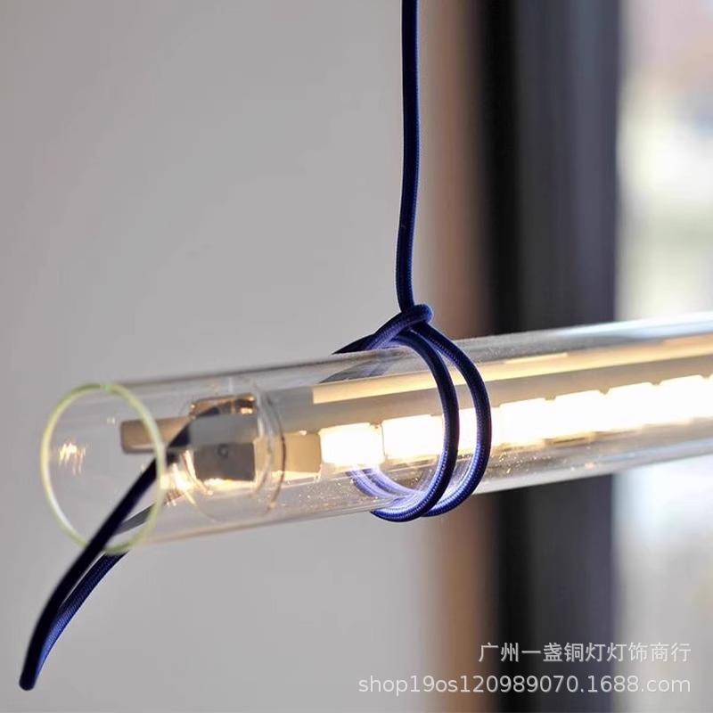 设计师一字餐厅吊灯红色2025新款现代书房吧台灯个性创意玻璃吊灯