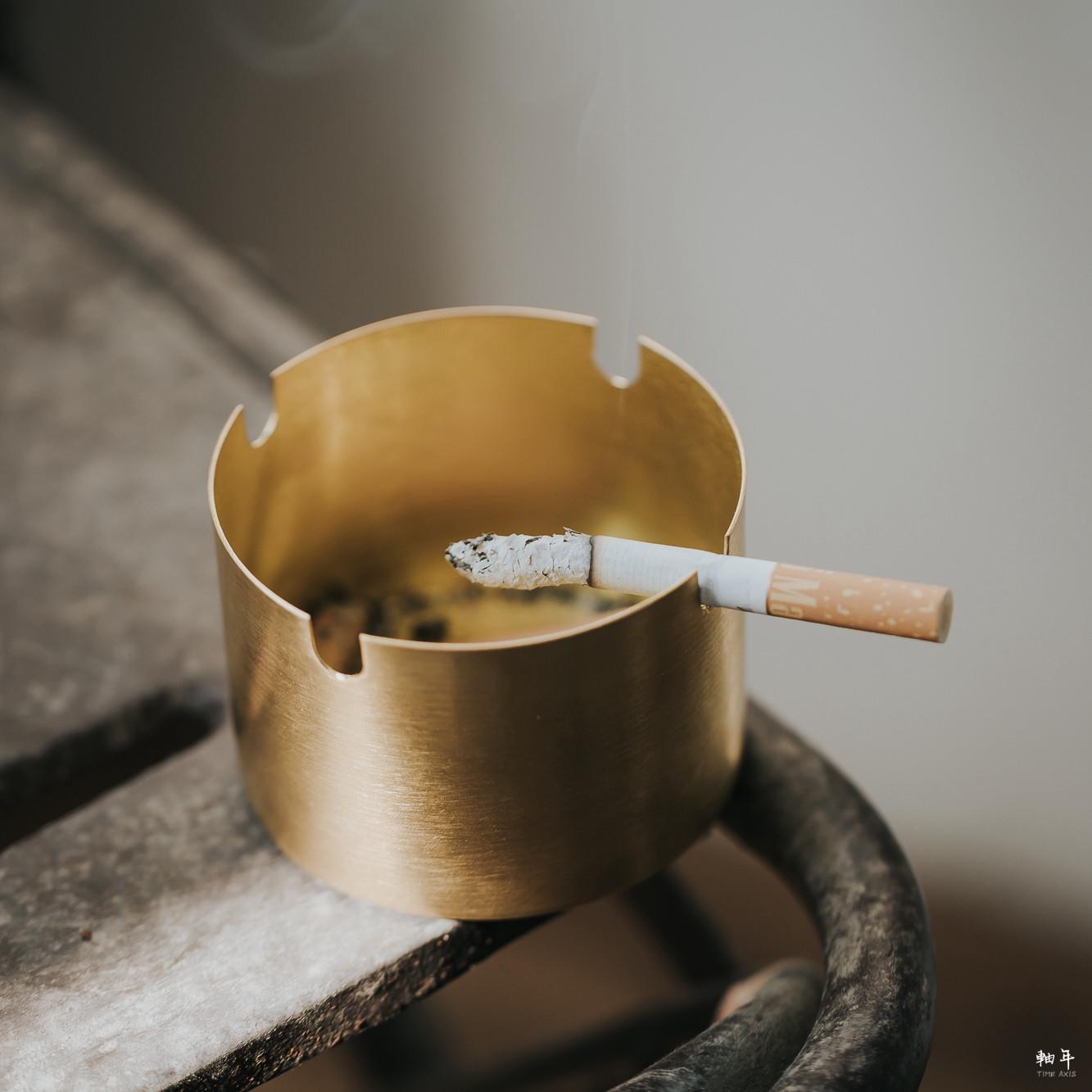 轴年 黄铜覆古手作创意烟灰缸简约居家个性置物收纳摆件
