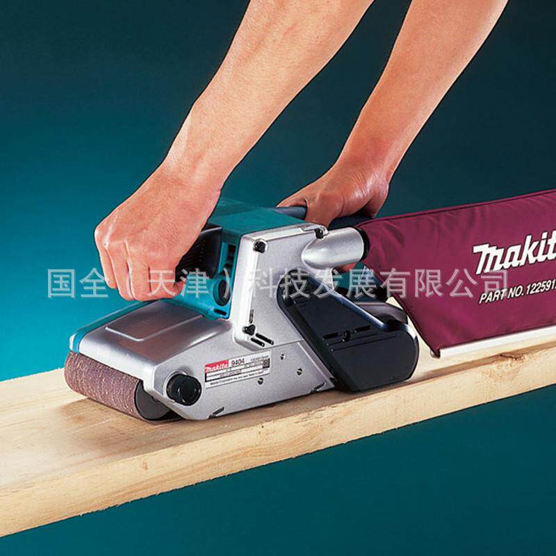 Makita牧田电动工具9404砂光机砂带打磨机功率1010W转速440m/分钟