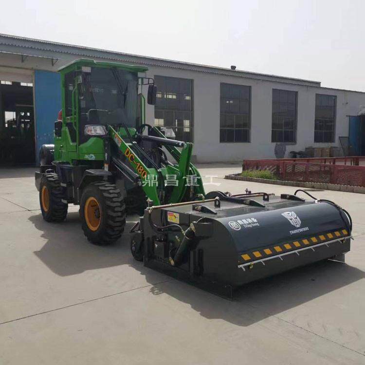 鼎昌小型扫路车道路清扫车马路盘刷吸尘清洁车厂家驾驶式扫地车