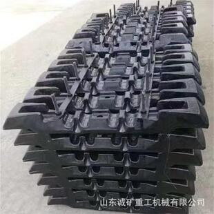 矿用牛角刮板SGB630输送机上使用牛角刮板