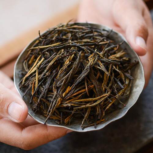 滇红茶500g 云南凤庆散装 58滇红 古树松针功夫红茶茶叶 耐泡