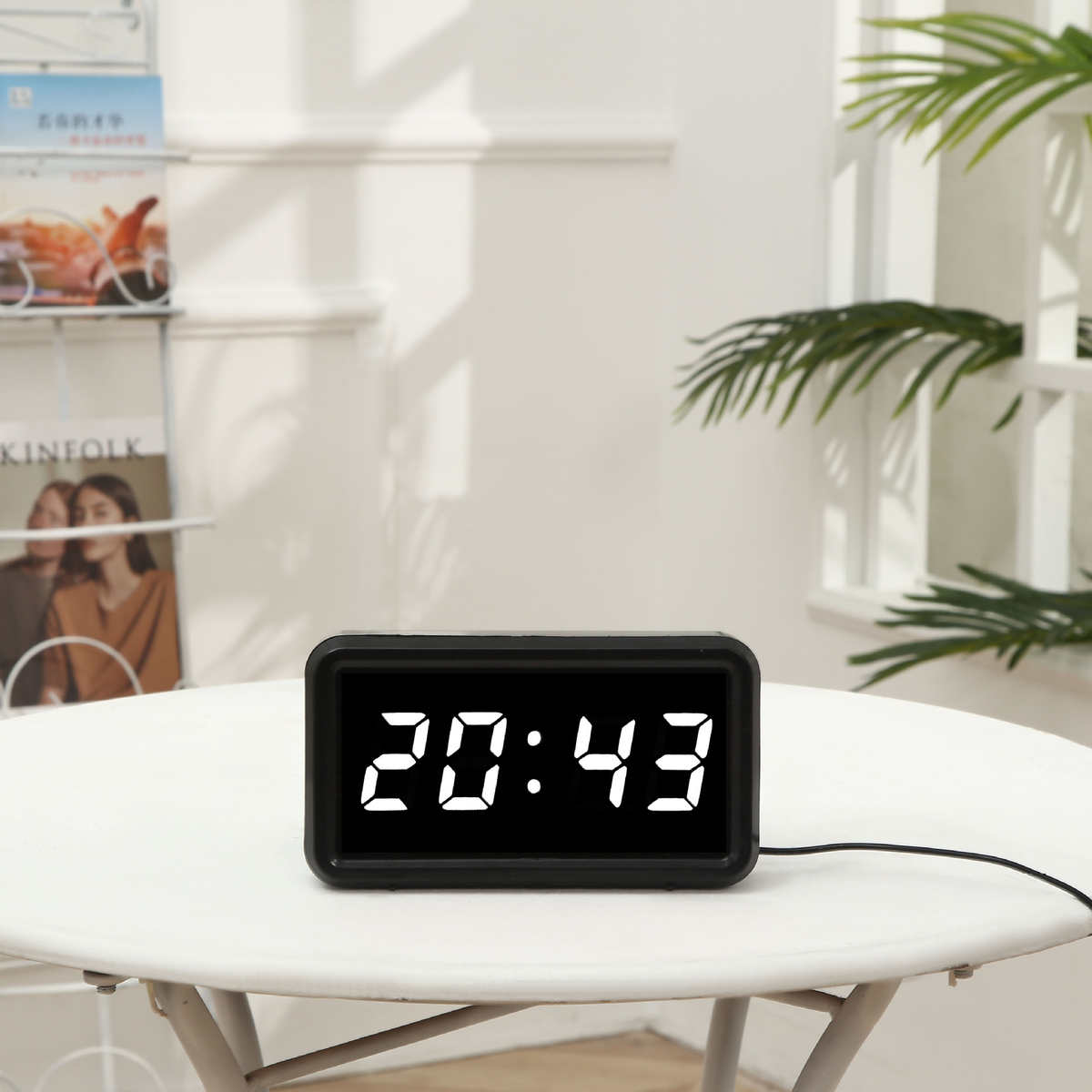 挂钟 客厅家用电子时钟表简约闹钟夜光外接数字led挂墙壁钟