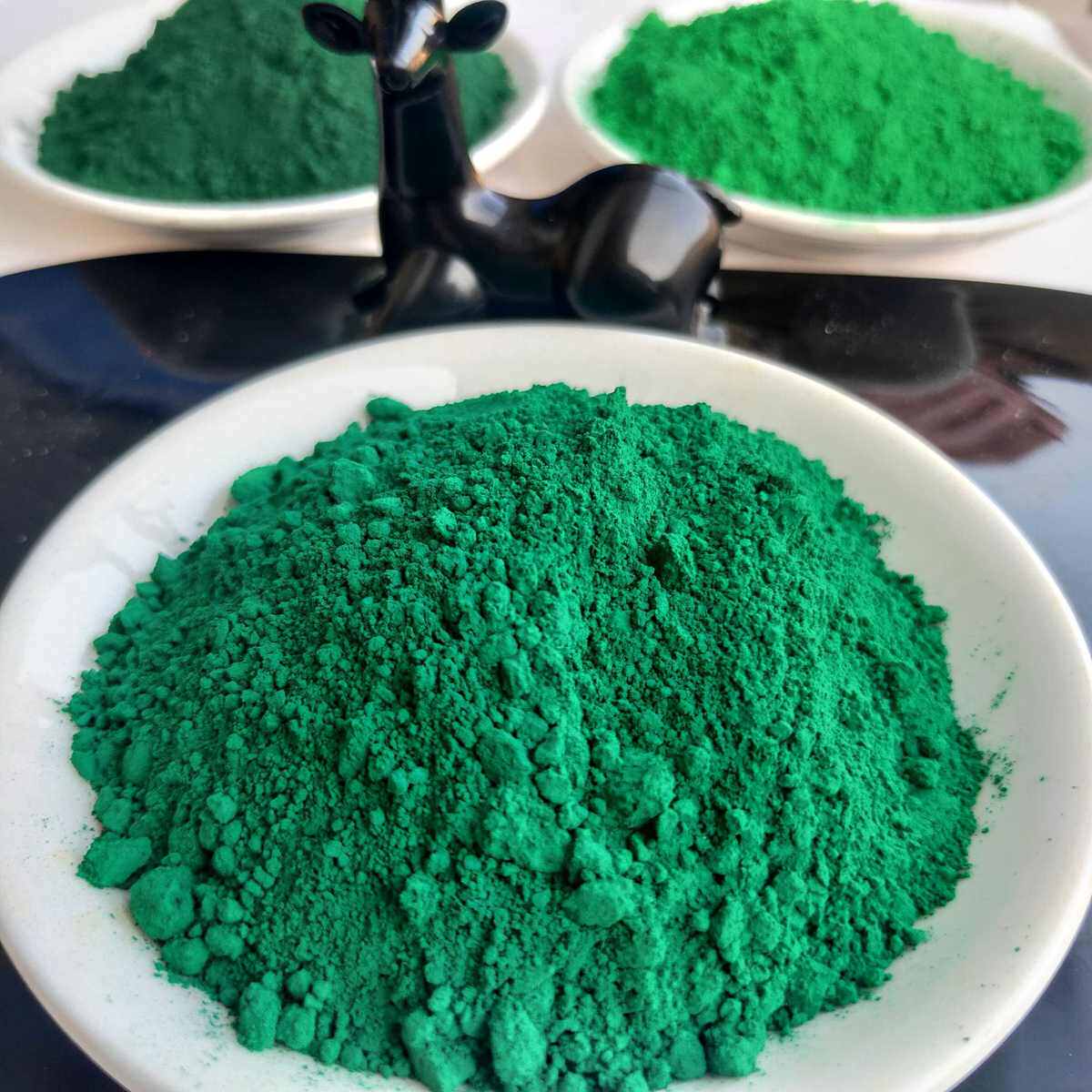 氧化铁红颜料 彩砖混凝土调色粉沥青塑料用铁红色粉氧化铁黄厂家