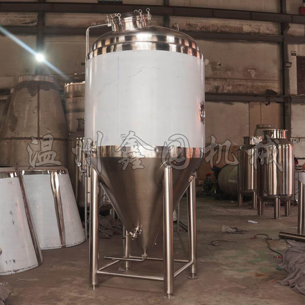 不锈钢啤酒发酵罐2000L啤酒果米酒发酵设备量产低温发酵啤酒罐