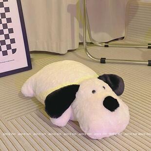 正品白趴狗抱枕玩黑偶修勾靠垫可小狗公仔爱女觉生坐垫床上睡生日