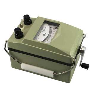 上海第六电表厂梅格牌ZC11D-5兆欧表2500V电工摇表绝缘电阻测试仪