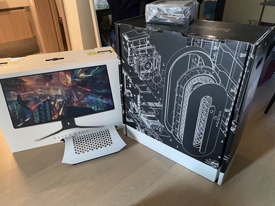 讨论一下：alienware外星人r13和r14区别哪个好？使用如何区别大不大