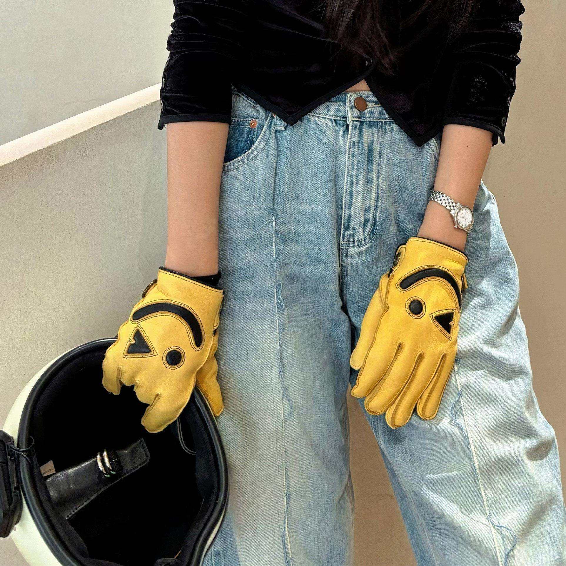 黄色搞怪笑脸手套鹿皮触摸屏复古踏板摩托机车可爱男女款冬季加绒