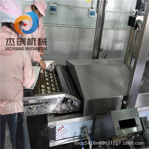 鲜切豆腐串油炸机器 自动化穿签豆腐串油炸设备 兰花干油炸生产线