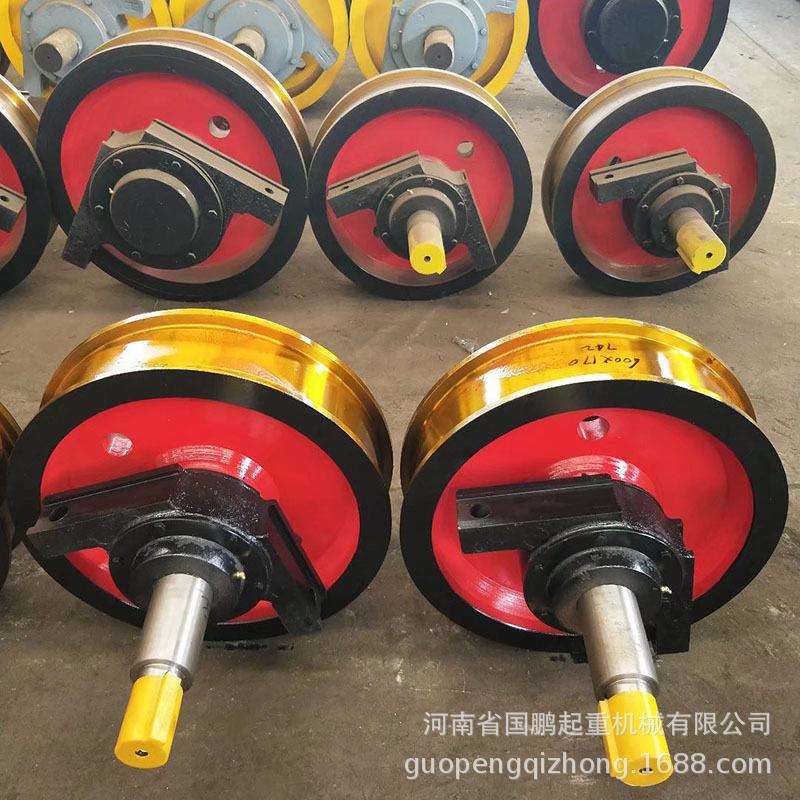 铸钢锻造直角箱圆角平角箱行车轮天车轮250-500单边车轮组