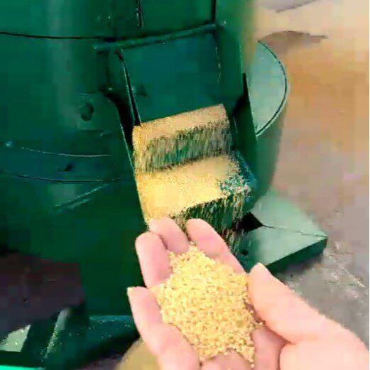 小麦玉米去皮机330型甘草籽脱壳机黄豆谷子打米机苍耳子脱毛刺