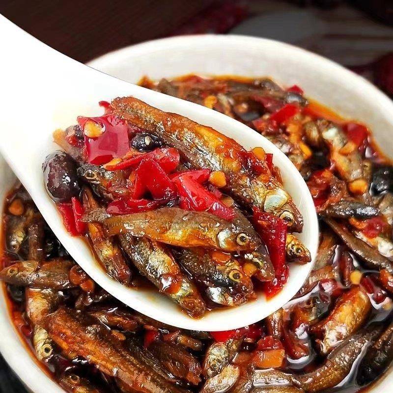 湖南特产下饭菜农家自制罐装香辣柴火鱼零食即食鱼仔火焙鱼下酒菜