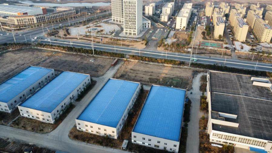 1月23日芜湖投资公司名下土地、房产及建筑物、构筑物、配套设施、办公设备等网络拍卖公告