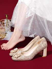 香槟色亮片订婚鞋新娘，秀禾婚纱两穿水晶高跟鞋，女低跟孕妇单鞋