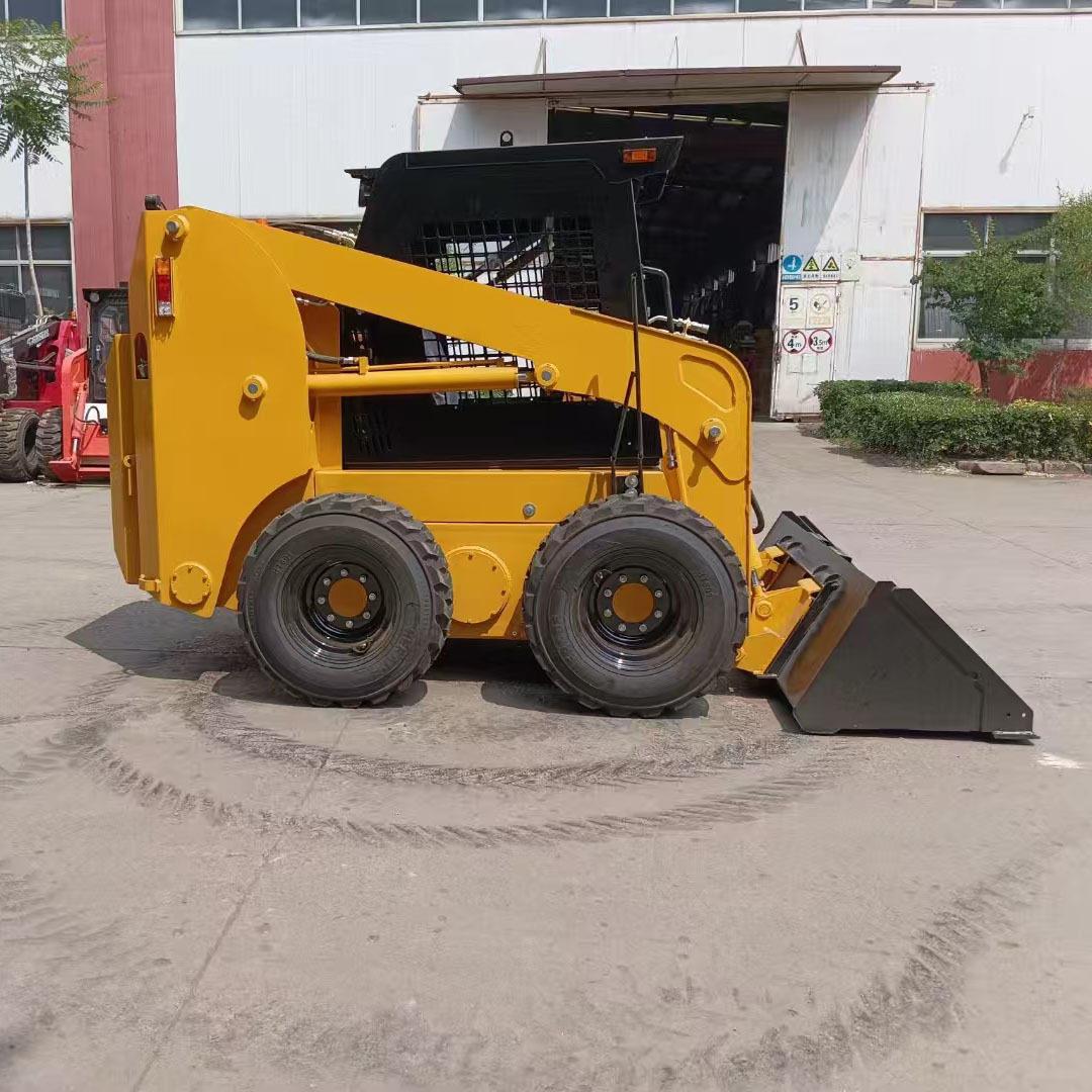 TA60 轮式滑移装载机：45kW 动力，0.4m³ 斗容，2400mm 卸载度