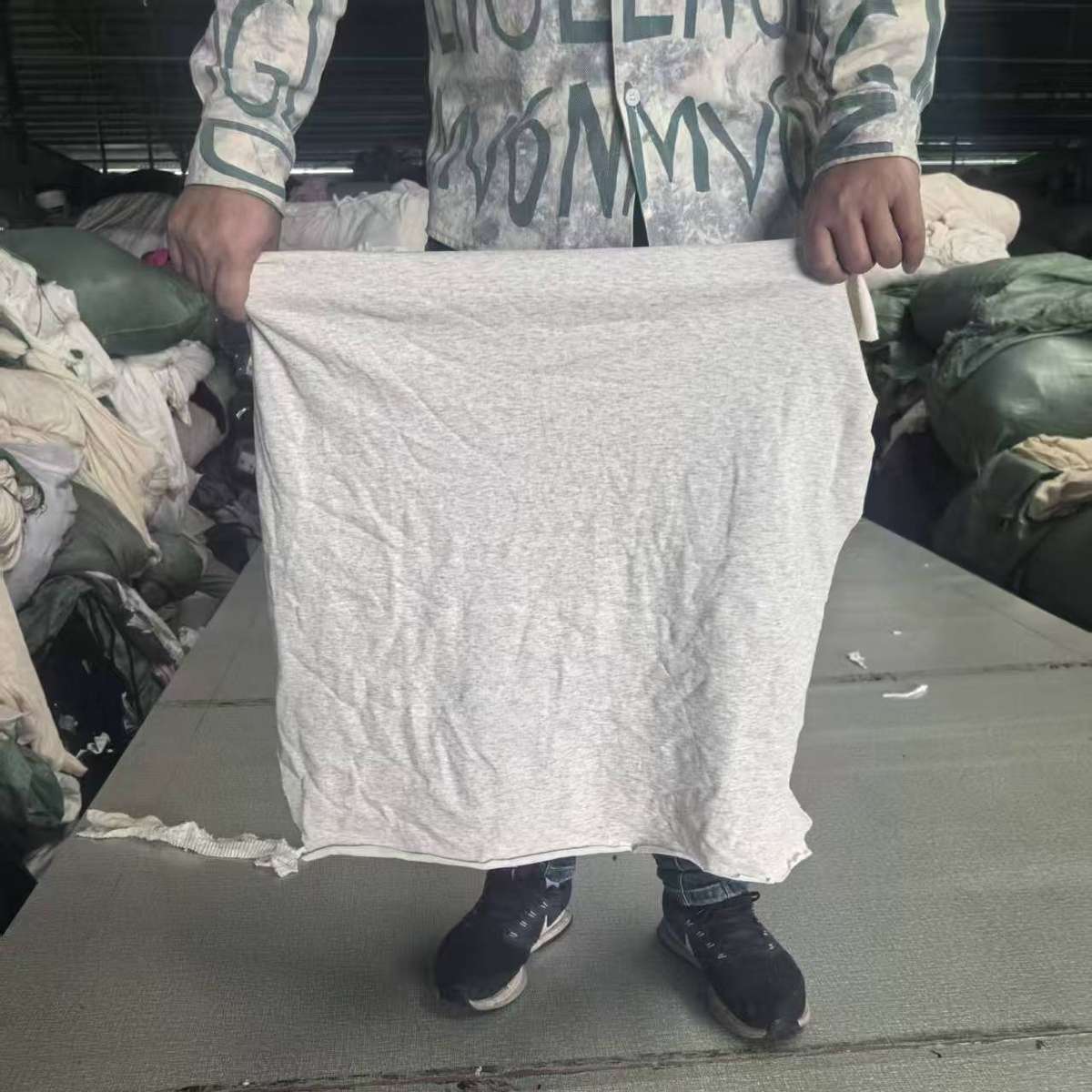 纯棉擦机布工业抹布吸水吸油不掉毛大块不掉色灰布头擦机器去污布