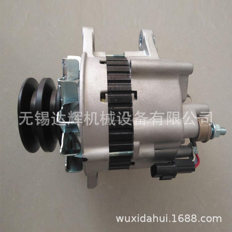 叉车配件叉车发电机叉车发动机D4BB发电机14V60A
