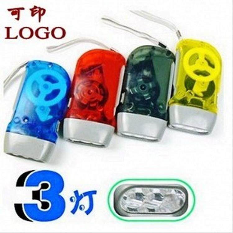 厂家直供 手压三灯手电筒手压发电手電筒塑料手电筒led手电