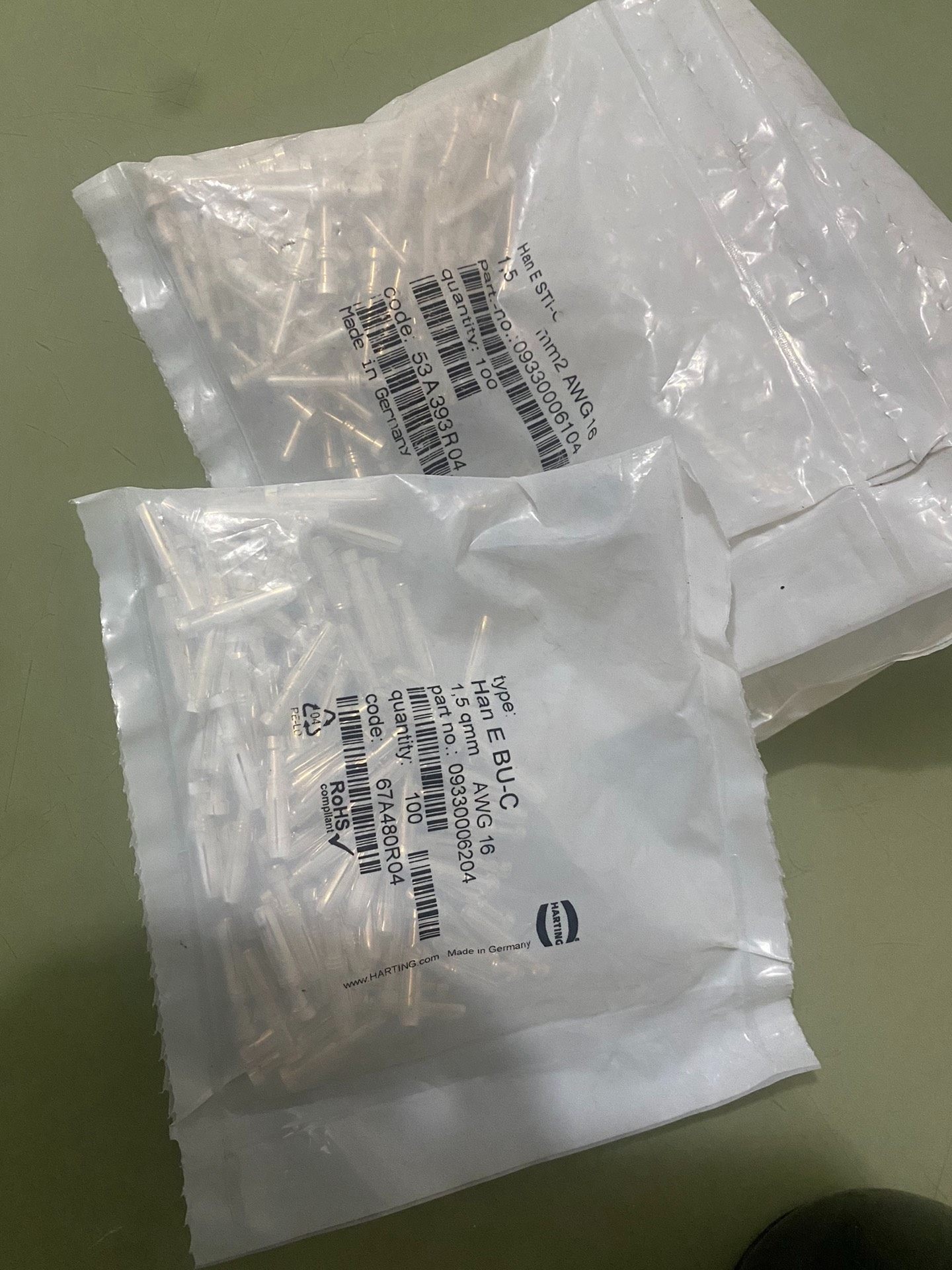 浩亭HARTING镀银插针，还有几包