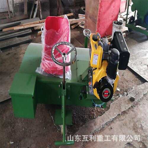 厂家供应小型座驾式汽油草坪梳草机 电动草坪刷草机