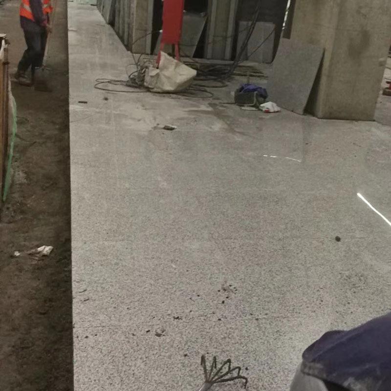 芝麻白花岗岩火烧板地铺板户外院子地砖石材花岗岩路道路铺石砖面