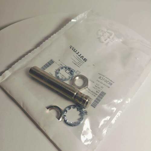 圆柱形 电感式接近开关 BES 516-325-S4-C