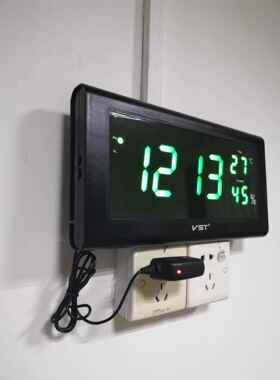 台挂两用LED钟LE795SD温度计挂钟数电字显钟湿大插电发光子钟