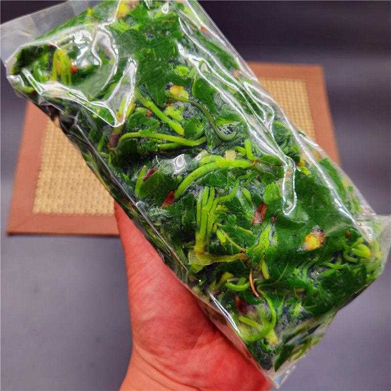 东北山野菜刺五加叶新鲜焯水刺坎拐棒子老虎潦产地发货包邮