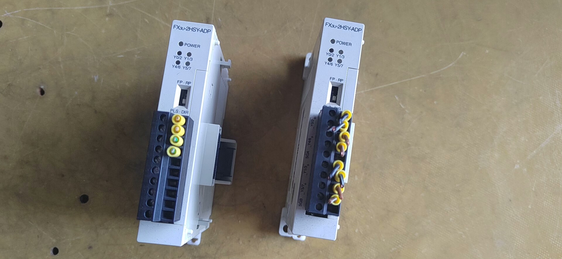 三菱FX3U一2HSY一ADP模块，功能包好，包邮，实物图片