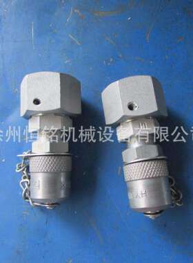 供应徐工压路机配件803164565-VKA3/15LCF 接头