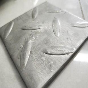 冷轧热轧不锈钢踏 201不锈钢防滑板 新款 直销销售304不锈钢花纹板