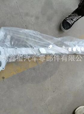 00336陕汽德龙4525陕汽德龙新M3000发动1机出水管陕水汽德龙H3000