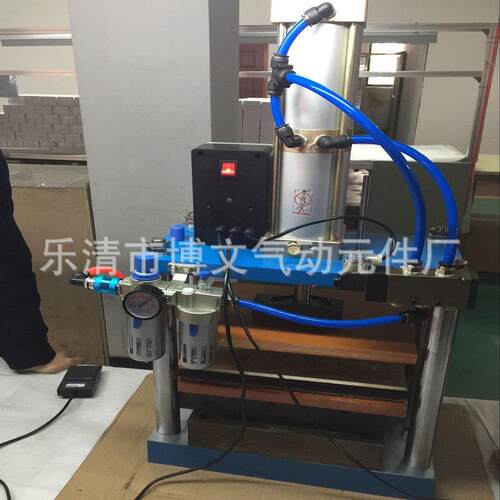厂家供应四柱式1吨气动压床 小型台式压力机1000kg公斤力