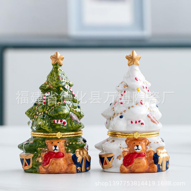 德化陶瓷生产地陶瓷圣诞树厂家直销首饰饰品收纳盒圣诞树摆件