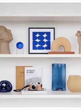 样板间简约软装书柜现代家居饰品几何陶瓷玻璃摆件挂画模型ZH3077
