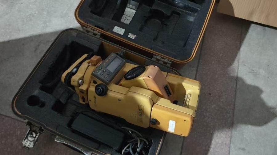 1月1日北京【京械8385】单位淘汰报废处置日本拓普康全站仪一台网络拍卖公告