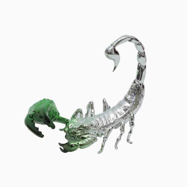 现代简约绿蝎子昆虫系列摆件液化金属甲壳虫样板房儿童摆设装饰品