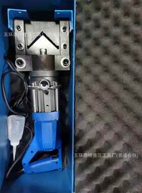 JP-60电动手提式一体式角钢切断机 高空切断 电动冲孔机角铁打孔
