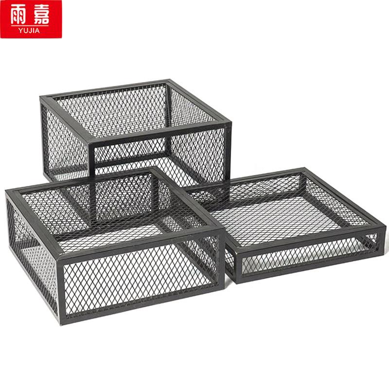 服装店方形站台模特地台橱窗模特展示台黑色网格烤漆地台展示架