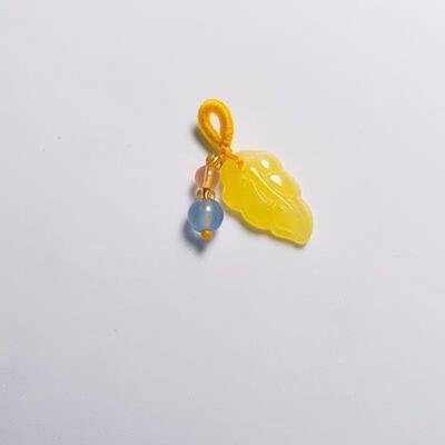 Beeswax small tassel pull ring small pendant spikelet jewel