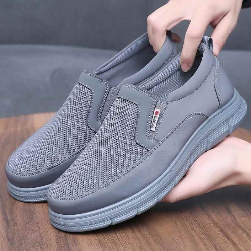 春季男单鞋老北京布鞋透气布面中老年爸爸鞋宽松休闲一脚蹬鞋子男