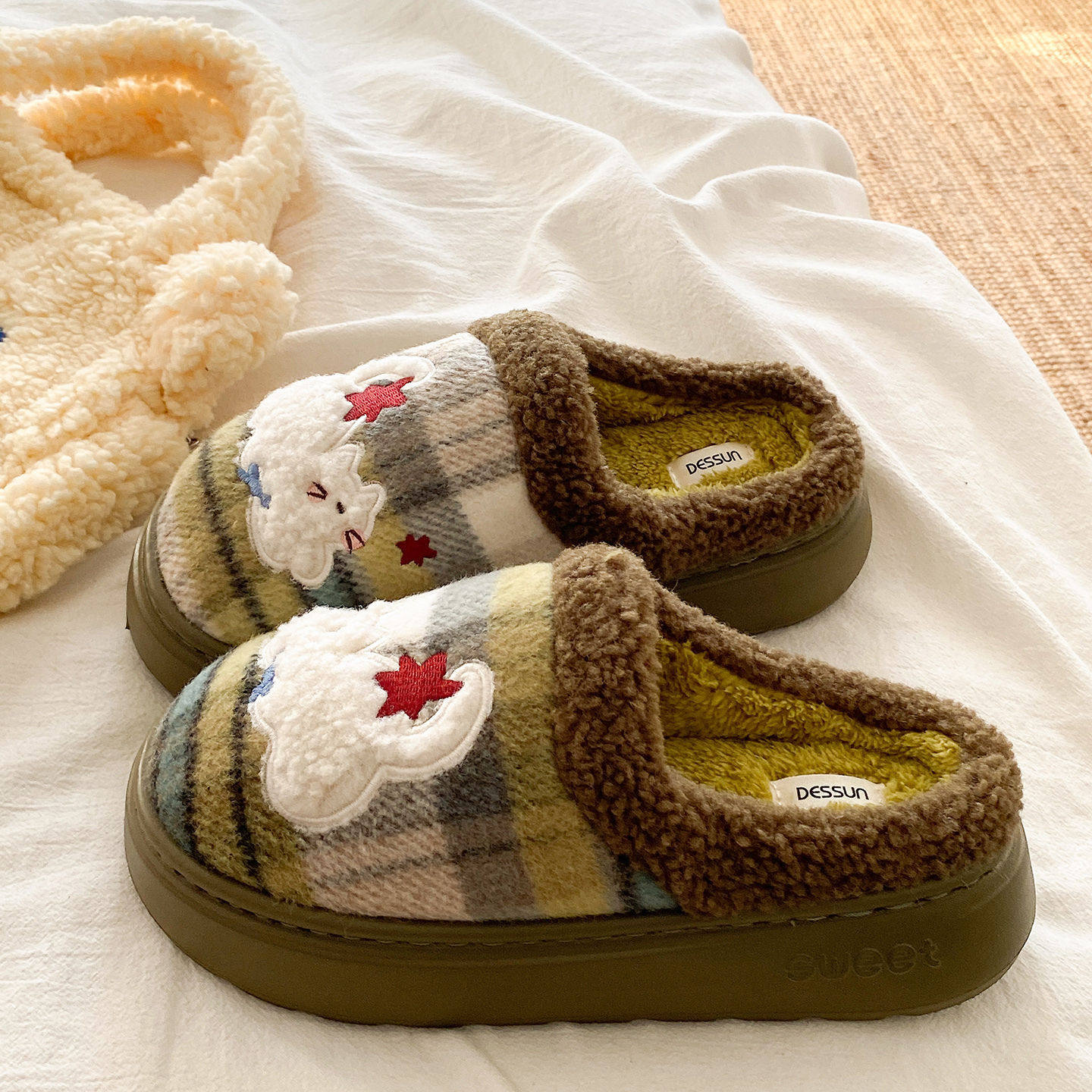 新款韩系简约秋冬保暖舒适毛绒包头棉鞋绿格小猫女款EVA平底棉鞋,居家布艺,居家棉拖/棉鞋,淘宝优惠券,粉丝福利购,淘宝优惠卷