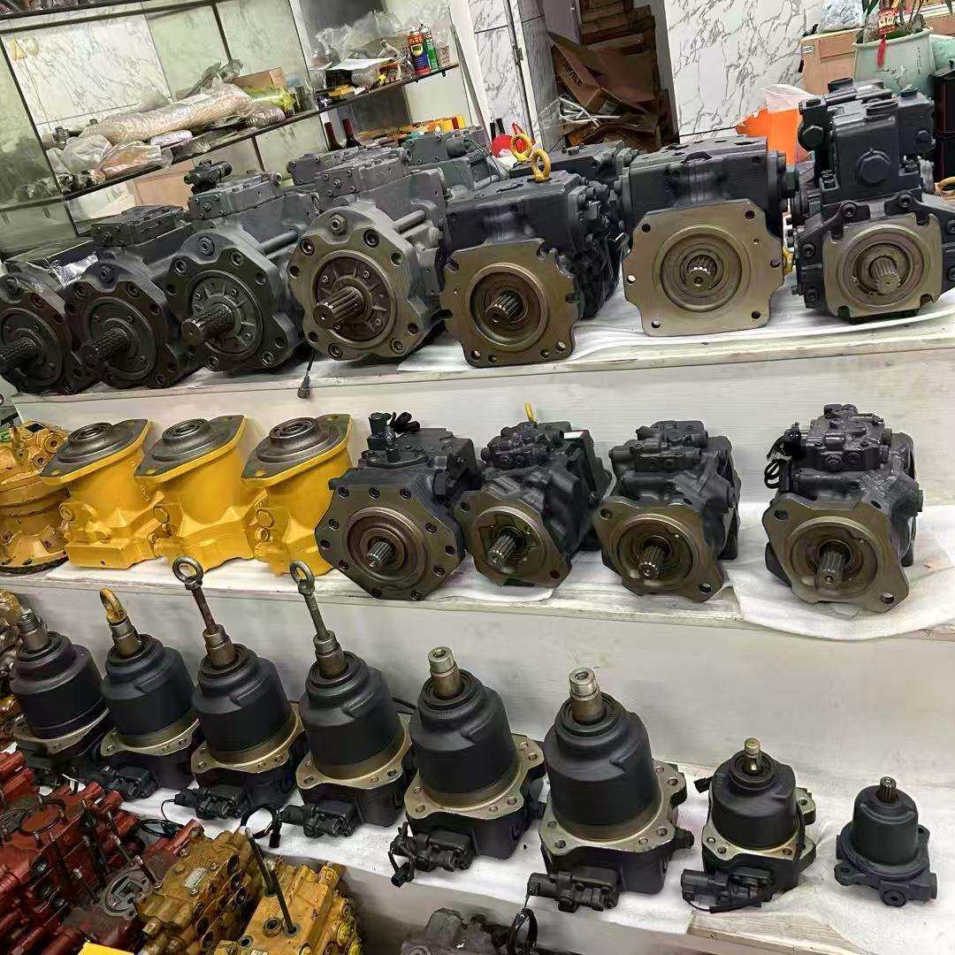 PC3000挖掘机齿轮泵705-213-6240