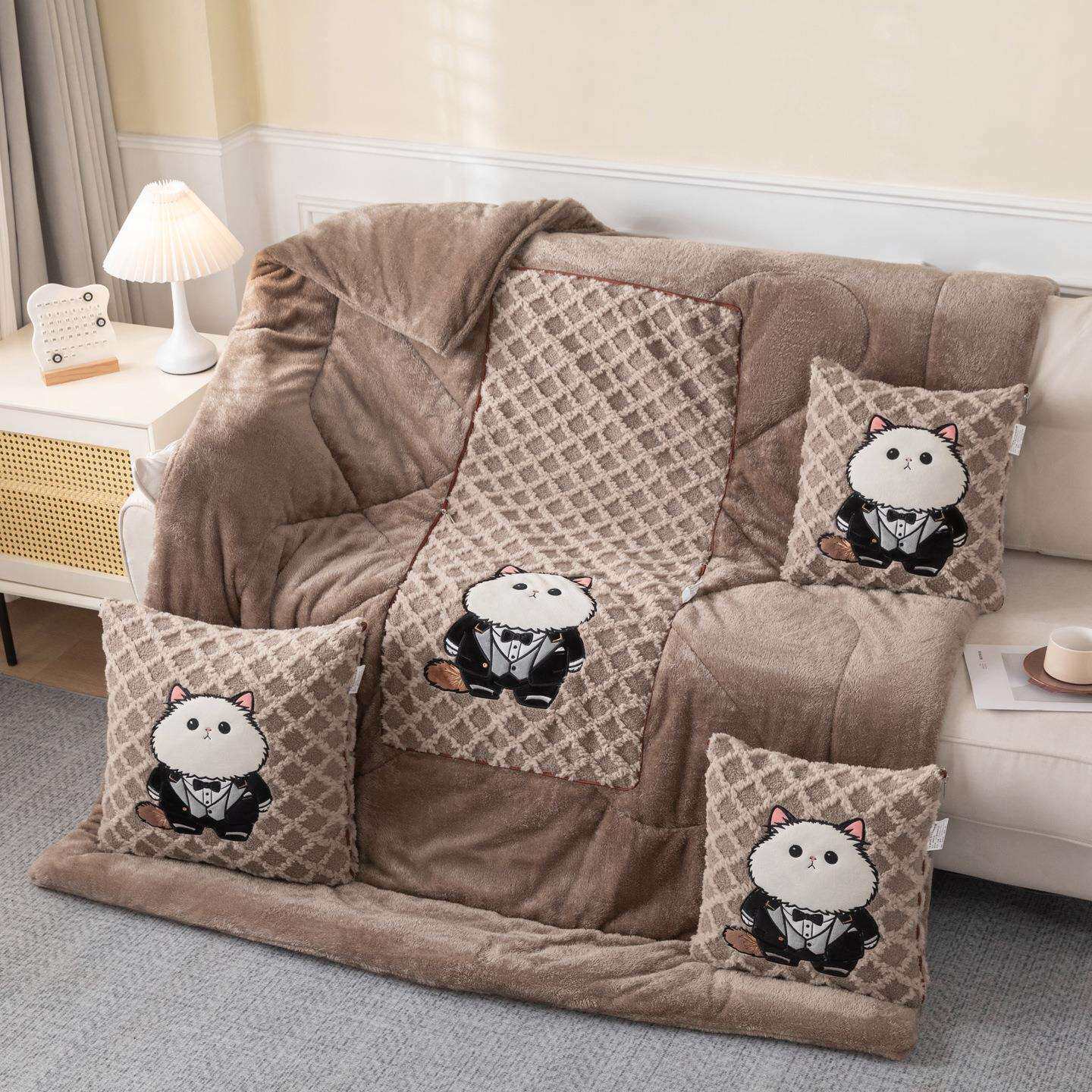 加厚抱枕被2026新款绅士猫多功能抱枕被子二合一睡觉两用被子