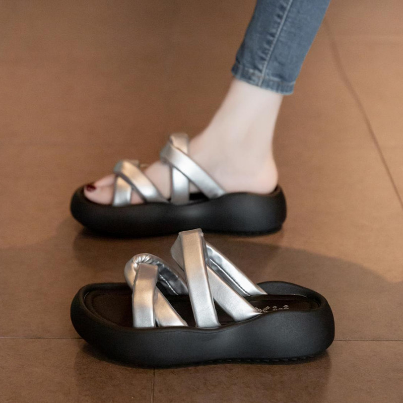 凉拖鞋女夏外穿2025新款外出厚底休闲沙滩凉鞋绝美银色一字拖女款,女鞋,一字拖,淘宝优惠券,粉丝福利购,淘宝优惠卷