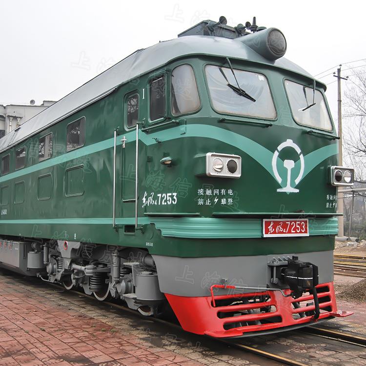 户外1:1仿真复古绿皮920车火型车列公园网红复古风拍模照元素道具