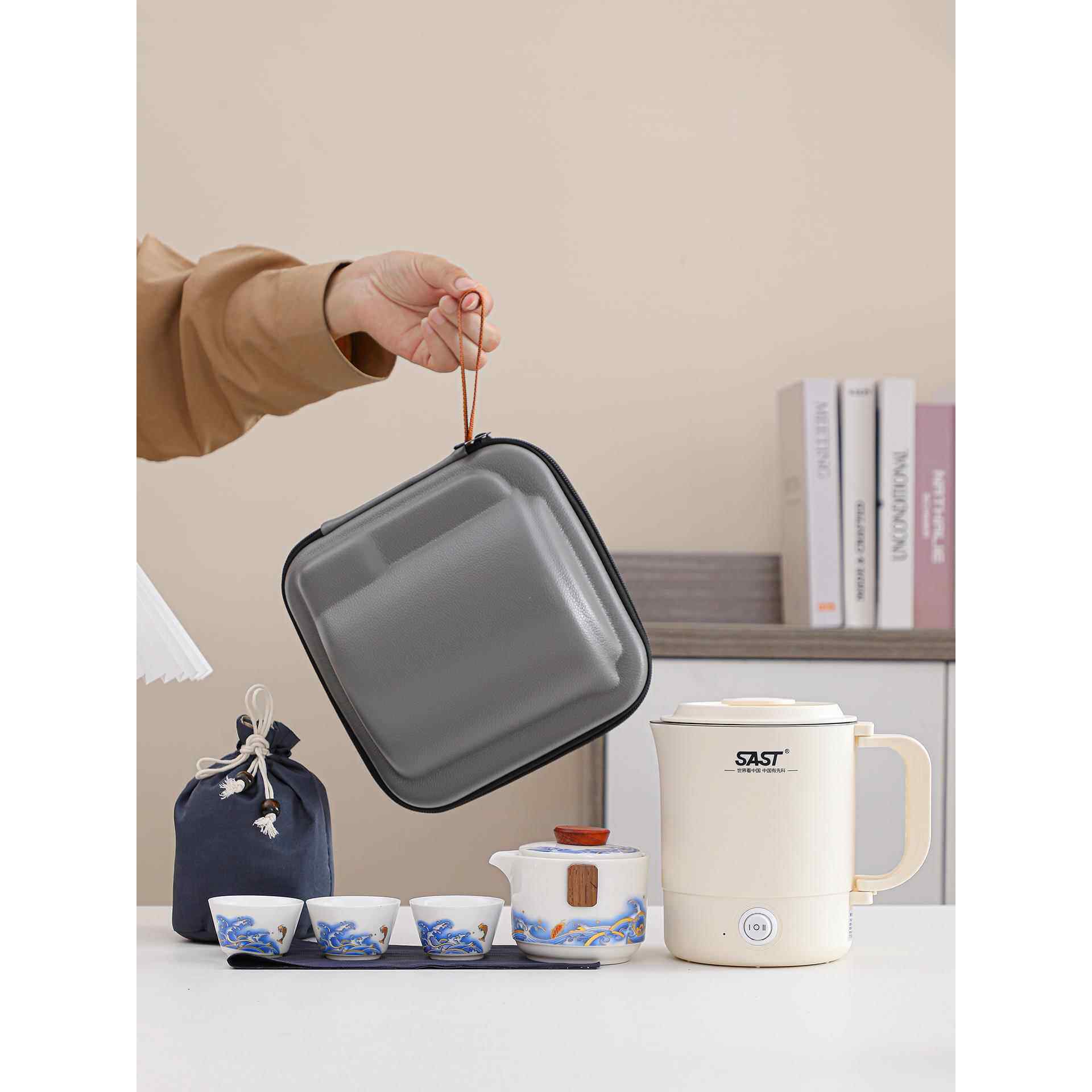 折叠烧水壶便携式旅行茶具套装户外露营带电热水壶出差小型煮茶器